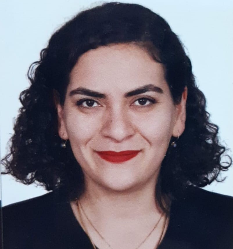 Bıçak Hukuk Asistanı Hediye Karayol